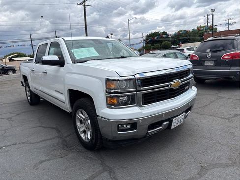 Used 2014 Chevrolet Silverado 1500 LTZ Z71 w/ LTZ Plus Package AWD/4WD image 2