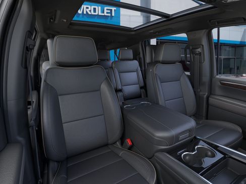 New 2026 Chevrolet Suburban Premier image 16