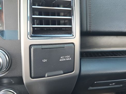 Used 2018 Ford F150 Platinum w/ Equipment Group 701A Luxury AWD/4WD image 22