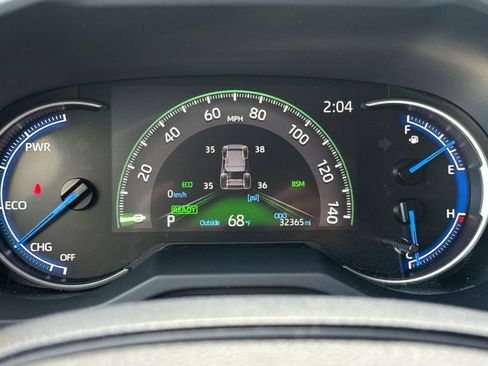 Certified 2025 Toyota RAV4 LE image 29