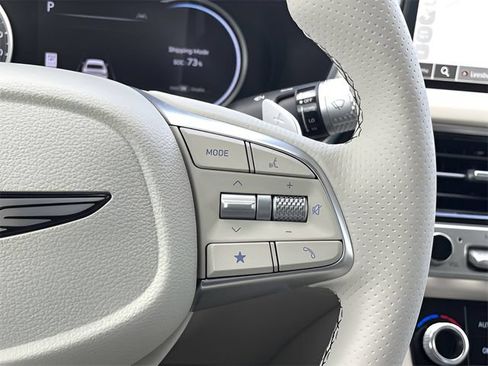 Used 2026 Genesis G70 2.5T Prestige RWD image 31