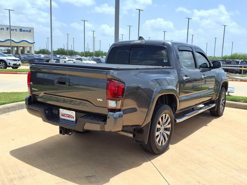 Used 2023 Toyota Tacoma Limited RWD image 7