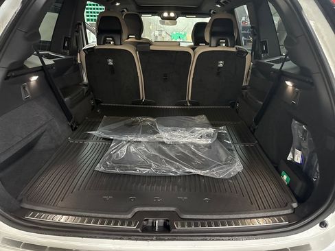 New 2026 Volvo XC90 B6 Plus w/ Protection Package Premier AWD/4WD image 14