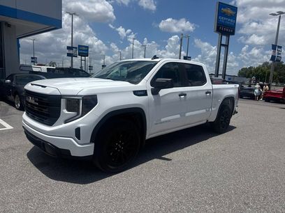 Used 2025 GMC Sierra 1500 Pro w/ Graphite Edition