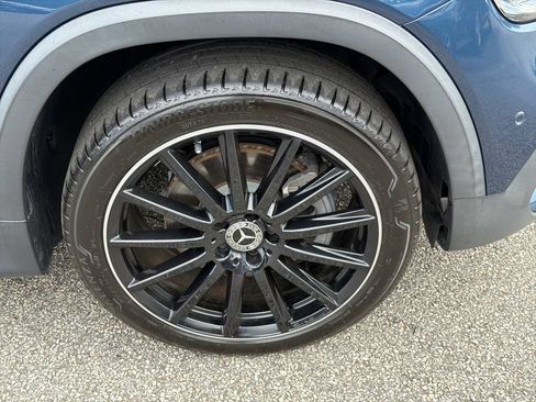 Used 2023 Mercedes-Benz GLB 250 w/ AMG Line image 12