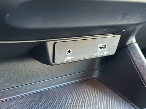 Certified 2025 Subaru Impreza 2.0i image 19