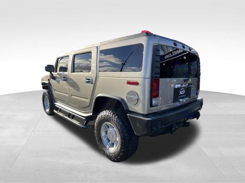 Used 2005 HUMMER H2 w/ Preferred Equipment Group AWD/4WD image 3