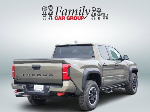 New 2026 Toyota Tacoma TRD Off-Road AWD/4WD image 4