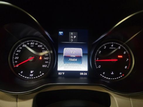 Used 2019 Mercedes-Benz GLC 300 image 23