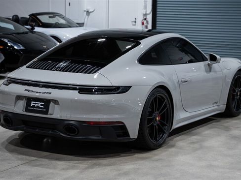 Used 2024 Porsche 911 Carrera GTS RWD image 6