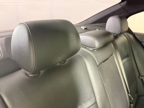 Used 2014 BMW 550i Sedan w/ Executive Package image 27