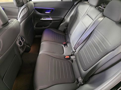 New 2026 Mercedes-Benz GLC 300 GLC 300 image 11