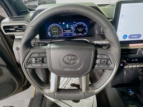New 2026 Toyota Tacoma TRD Off-Road AWD/4WD image 11