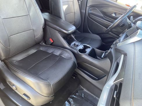 Used 2020 GMC Terrain SLT w/ Preferred Package image 8