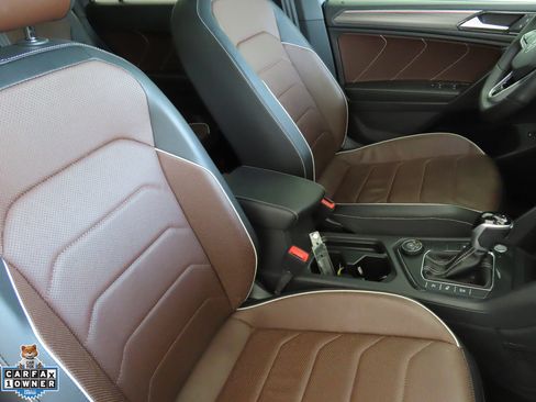 Certified 2024 Volkswagen Tiguan SEL R-Line w/ MDO Package, Two-Row AWD/4WD image 28