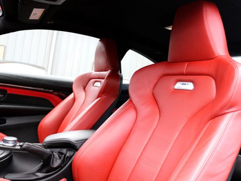 Used 2020 BMW M4 Competition w/ Competition Package image 16