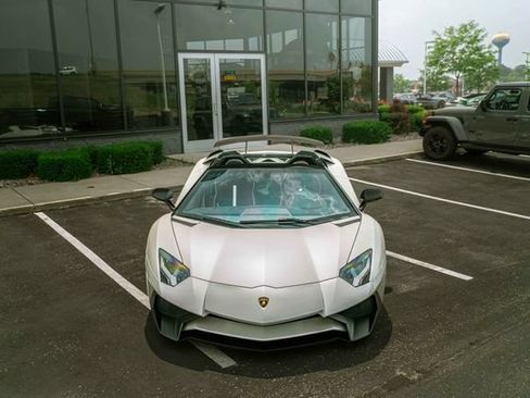 Used 2016 Lamborghini Aventador LP 750-4 Superveloce AWD/4WD image 36