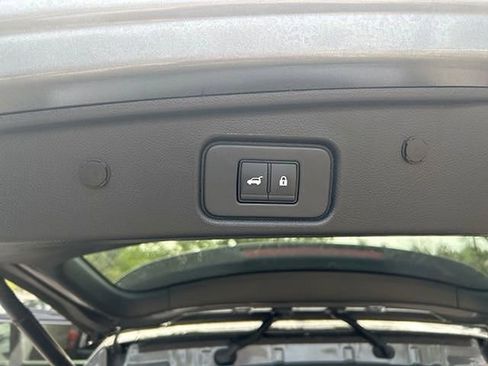 Certified 2025 Nissan Pathfinder Platinum w/ Cargo Package image 25