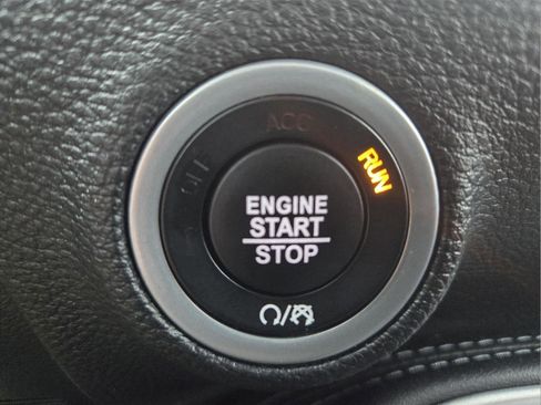 Used 2022 Dodge Challenger R/T Scat Pack image 26