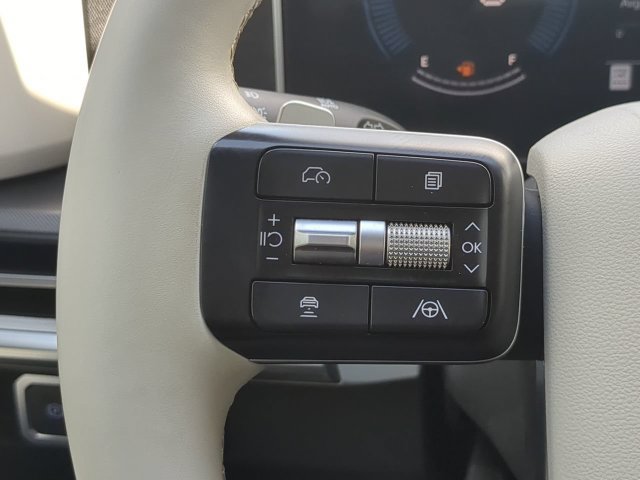 Used 2025 Hyundai Santa Fe SE FWD image 29