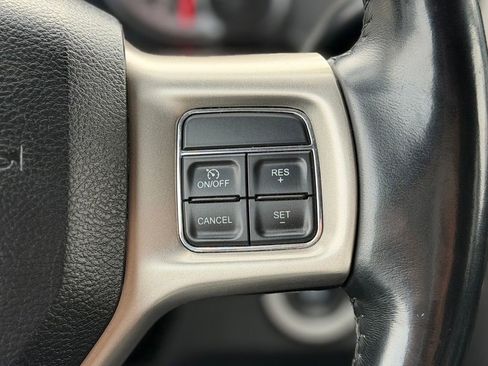 Used 2018 RAM 2500 Laramie w/ Snow Chief Group AWD/4WD image 8