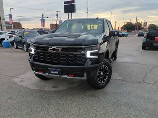 Used 2025 Chevrolet Silverado 1500 ZR2 w/ Technology Package AWD/4WD video 1
