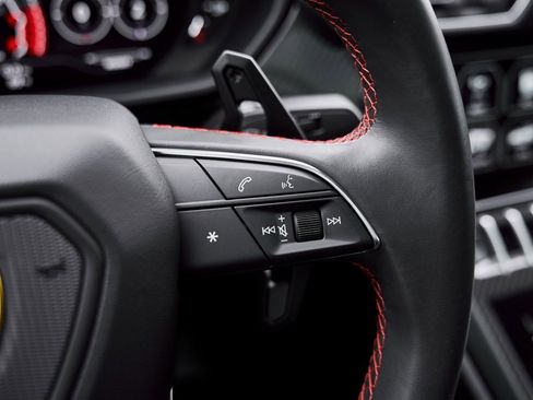 Used 2021 Lamborghini Urus image 61