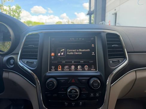 Used 2015 Jeep Grand Cherokee Overland image 33