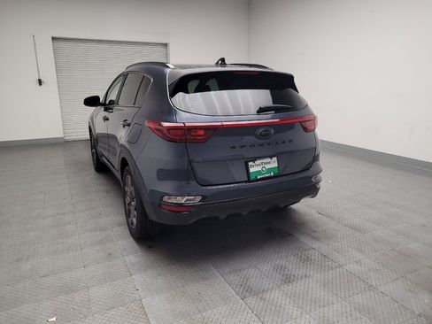 Used 2022 Kia Sportage Nightfall Edition FWD image 6