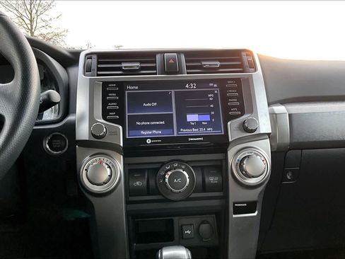 Used 2022 Toyota 4Runner SR5 image 34