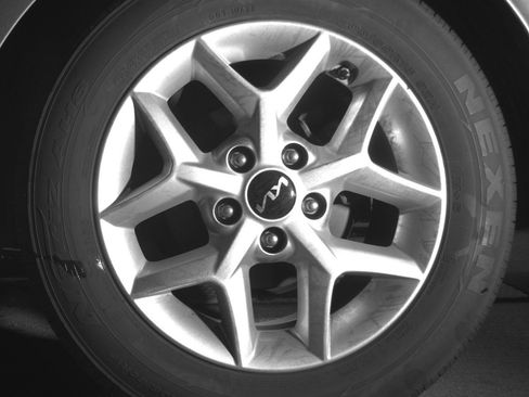 Used 2025 Kia Soul LX w/ LX Technology Package image 14