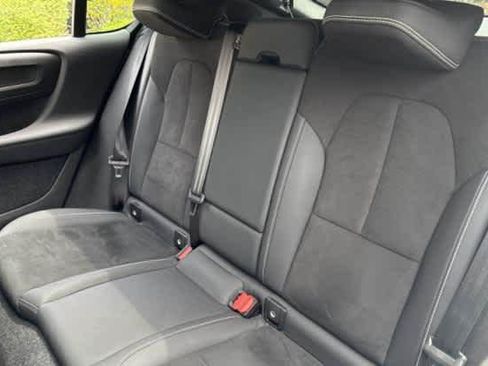 Used 2023 Volvo C40 P8 Recharge Ultimate w/ Protection Package Premier AWD/4WD image 5