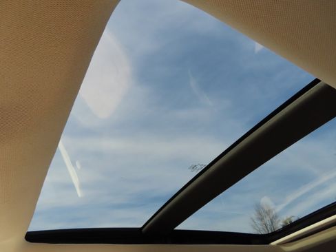 Used 2019 Ford Escape SEL image 32