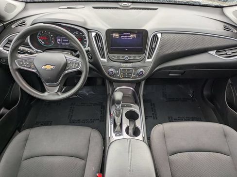 Used 2023 Chevrolet Malibu LT FWD image 14
