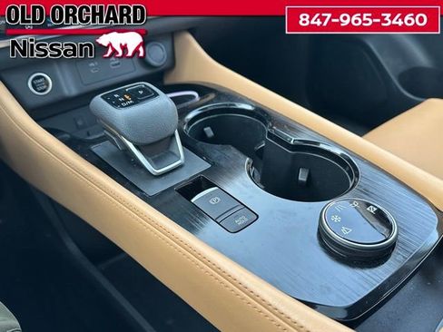 Used 2023 Nissan Rogue Platinum w/ Platinum Premium Package image 15