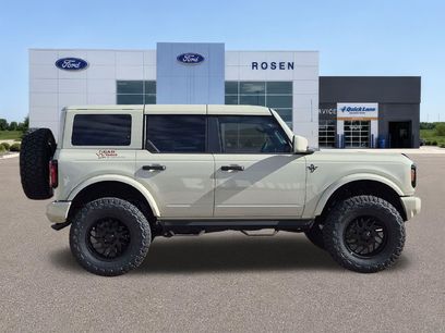 New 2026 Ford Bronco Outer Banks