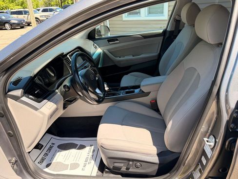 Used 2019 Hyundai Sonata SEL FWD image 14