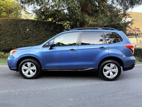 Used 2015 Subaru Forester 2.5i Premium w/ Popular Package #2 AWD/4WD image 4