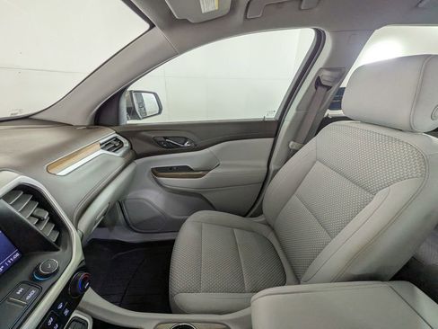 Certified 2023 GMC Acadia SLE w/ Driver Convenience Package AWD/4WD image 32