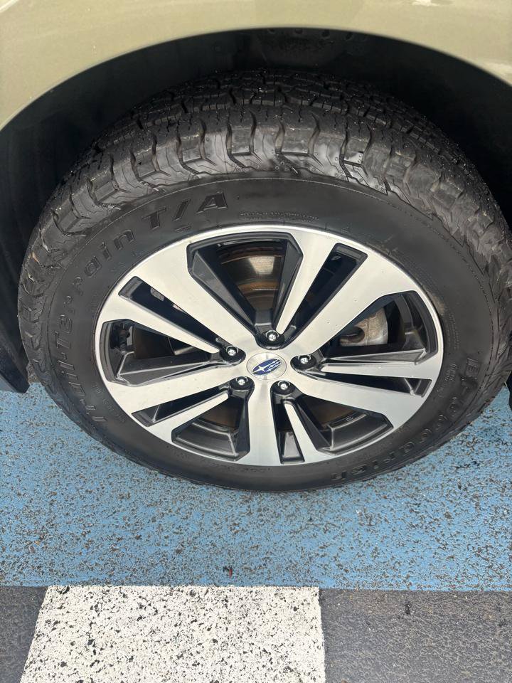 Used 2019 Subaru Outback 2.5i Limited w/ Popular Package #2 AWD/4WD image 38