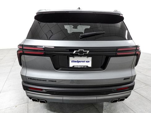 Used 2025 Chevrolet Traverse Z71 w/ Driver Confidence Package AWD/4WD image 5