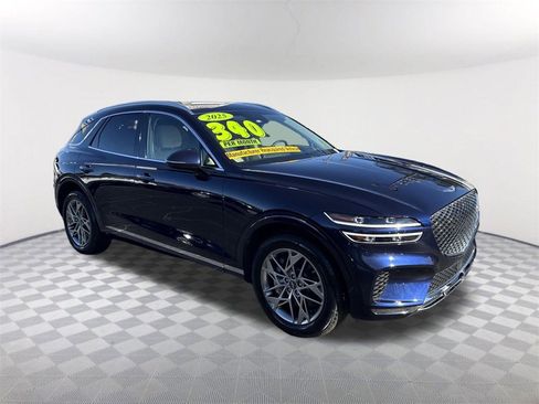 Used 2025 Genesis GV70 2.5T image 3