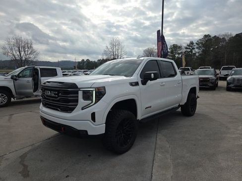 Used 2025 GMC Sierra 1500 AT4 w/ AT4 Premium Package image 3