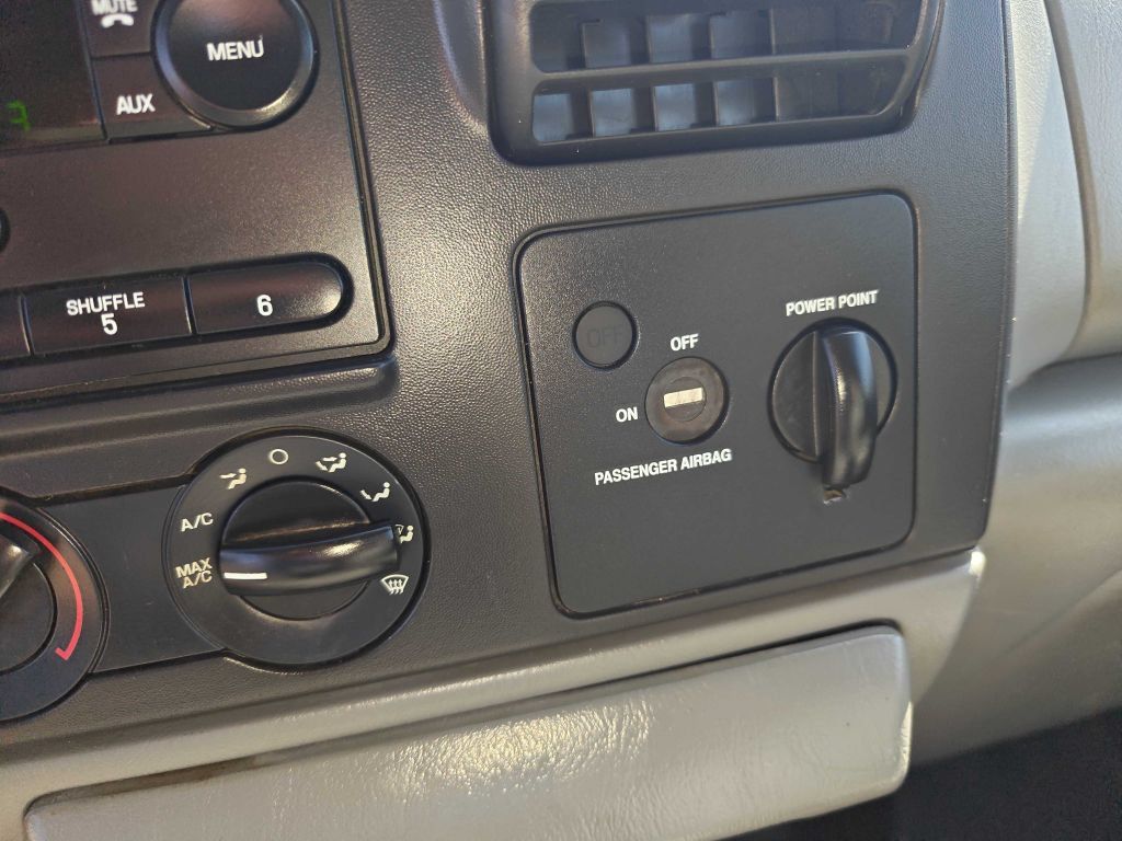 Used 2007 Ford F450 XL RWD image 32
