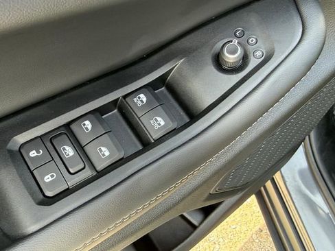 New 2026 Jeep Grand Cherokee Altitude image 17