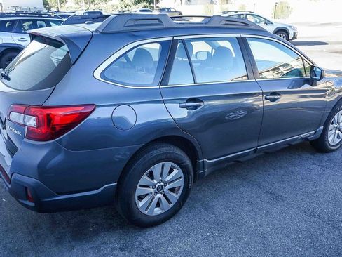Used 2019 Subaru Outback 2.5i image 5