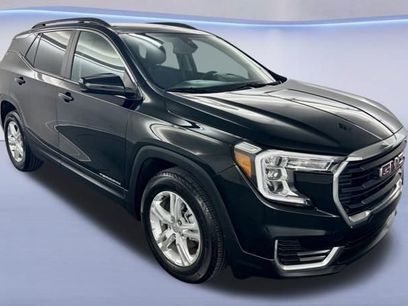 Used 2023 GMC Terrain SLE w/ Driver Convenience Package