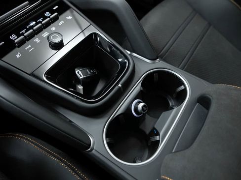 New 2026 Porsche Cayenne GTS AWD/4WD image 31