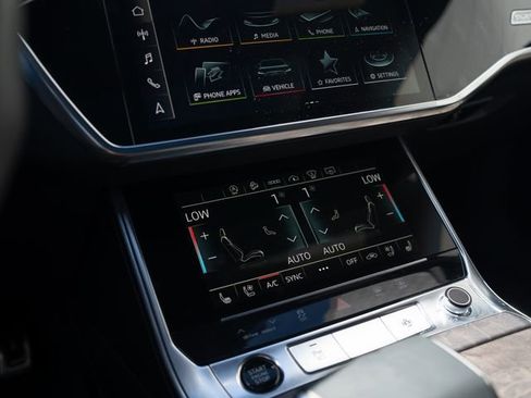 Used 2021 Audi A6 3.0T allroad Prestige w/ Prestige Package image 26