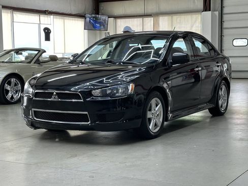 Used 2014 Mitsubishi Lancer SE image 5